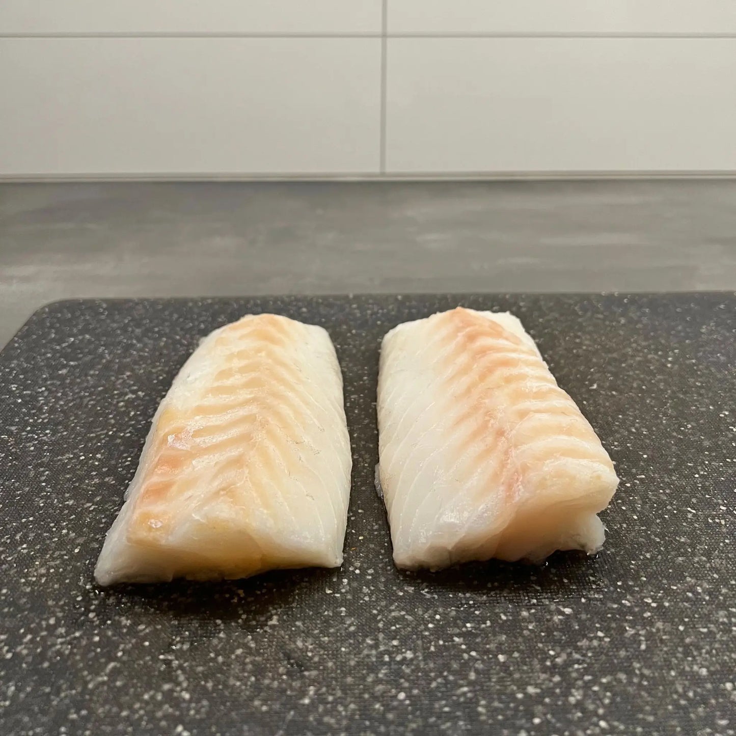 Färskfryst torskrygg – MSC-märkt och vildfångad, fast och smakrik fisk av högsta kvalitet.