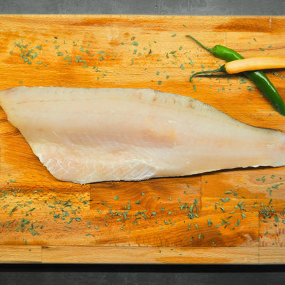 Vildfångad gös från Hjälmaren, hållbar fisk av högsta kvalitet, rik på protein och perfekt för hälsosamma måltider.